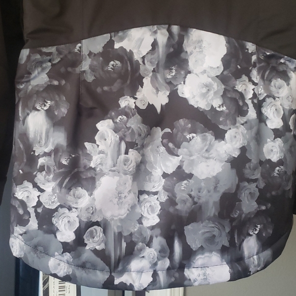 Girls Ski Jacket - Picture 3 of 8